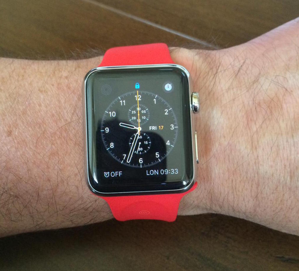 Apple-Watch-with-red-Sport-band-Will-Carling-001