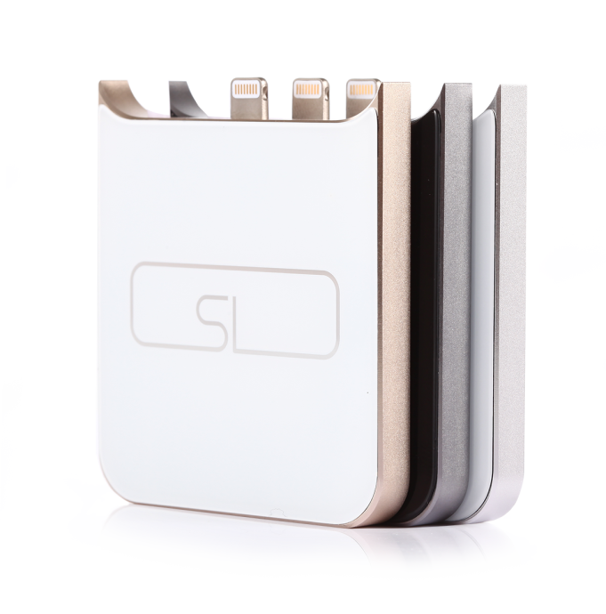 CES 2016: Powerbanka pro iPhone, která detailně padne k jeho designu