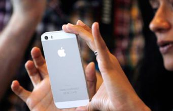 První iPhone vznikal už před Kristem. Nevěříte? Podívejte se sami!