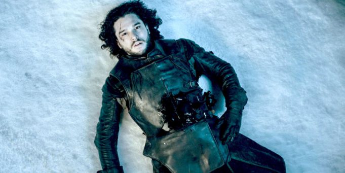 Jon Snow z Game of Thrones žije! Máme fotografii jako důkaz