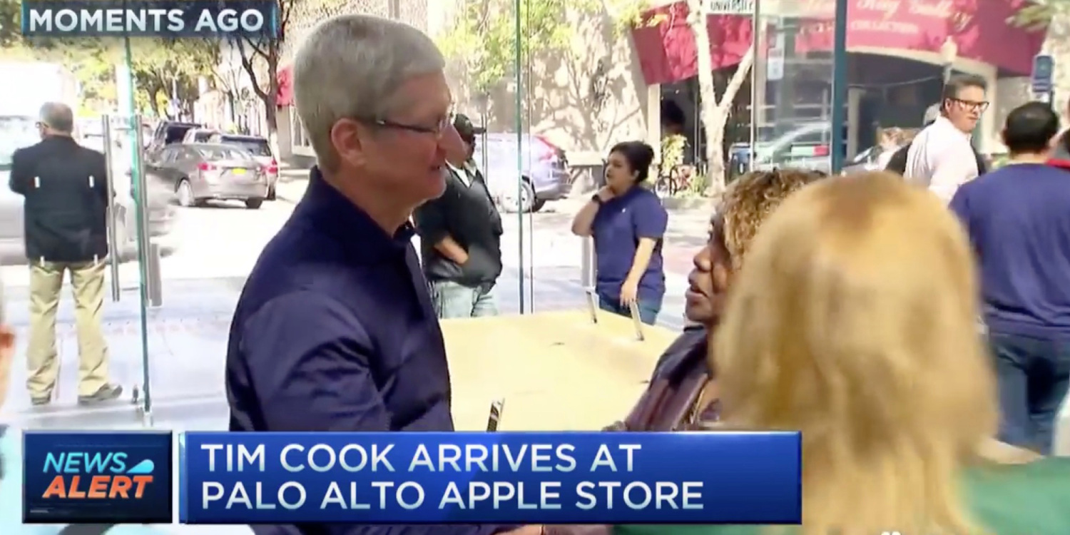 tim-cook-apple-store