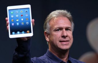 Phil Schiller: Naše produkty by neměly mít množné číslo