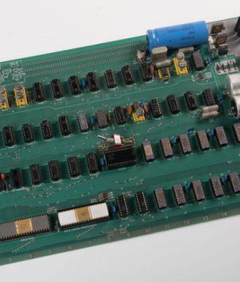 Charitativní akce počítače Apple I by se mohla vyšplhat na rekordních 25 milionů