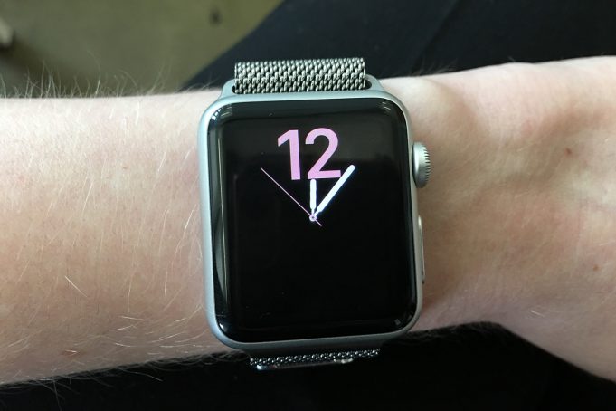 Jak na změnit ciferník na Apple Watch pomocí iPhonu