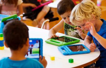 iPad je u dětí stejně účinný jako sedativa před chirurgickým zákrokem