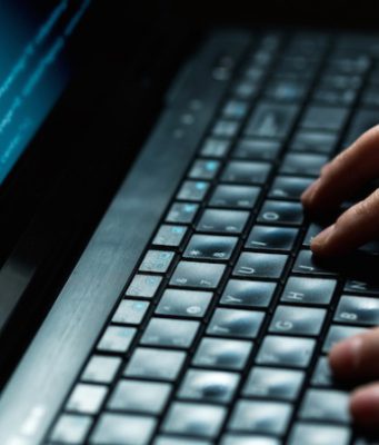 Dejte si pozor! Objevil se nový MacBook malware