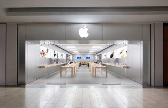 Skupinka zlodějů ukradla iPhony za 13 tisíc dolarů
