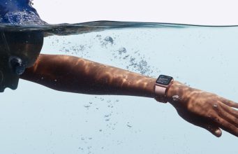 Názor plavce na nové vodotěsné Apple Watch Series 2
