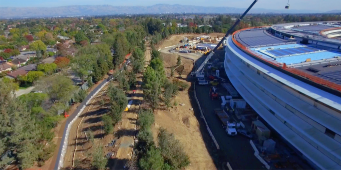 Nové záběry z dronu Apple Campus 2