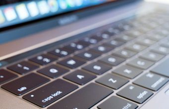 Jak přidat do macOS docku praktické mezery pro lepší organizaci aplikací?