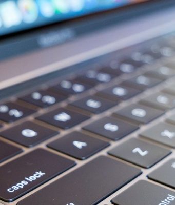 Jak přidat do macOS docku praktické mezery pro lepší organizaci aplikací?