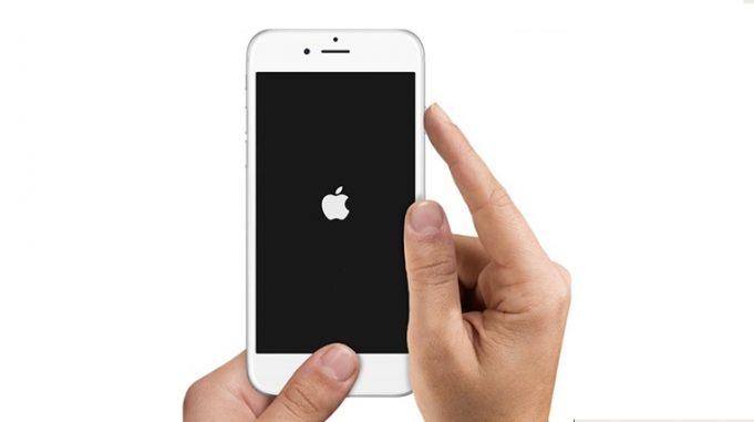 Návod – Jak se zbavit Apple loga, které zůstalo na obrazovce