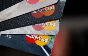 Mastercard představuje něco, čím bude konkurovat Apple Pay