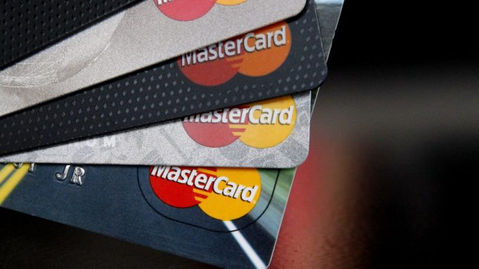 Mastercard představuje něco, čím bude konkurovat Apple Pay