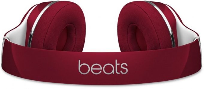 Apple zlevnil sluchátka a reproduktory Beats