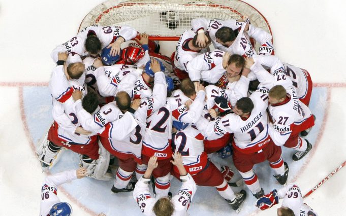 Sledujte MS v hokeji 2017 na iPhonu, iPadu a Apple Watch!