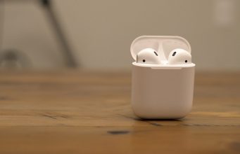 Návod – Jak si přizpůsobit ovládání AirPods podle sebe?