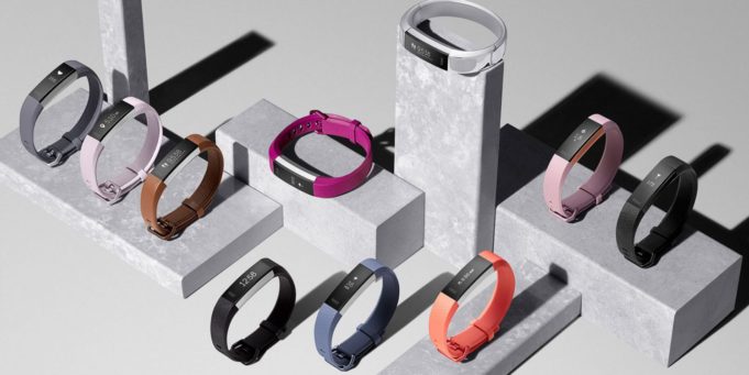Fitbit má letos představit konkurenta Apple Watch