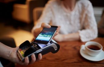 Apple nově přijímá platby WeChat Pay v Číně