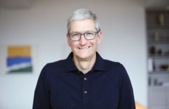 Tim Cook vyrazil na sever a navštívil švédské lesy