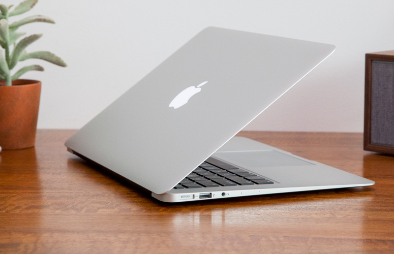 Apple letos představí 13" MacBook, ten nahradí MacBook Air 