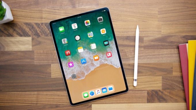 Apple může na WWDC18 představit iPad Pro s 11″ displejem a Face ID