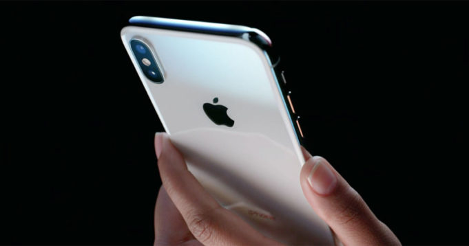 Consumer Reports ohodnotil iPhone X jako nejlepší fotomobil