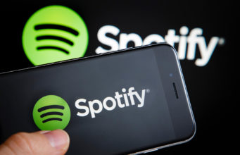 Spotify je kritizován za kontroverzní opatření zaměřené na zneužívání rodinného plánu
