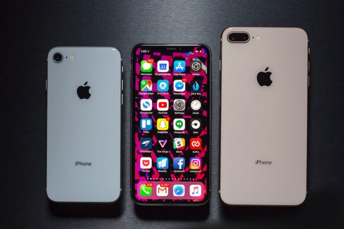 Jaký by mohl být chystaný 6,1″ iPhone? Budete mít radost!