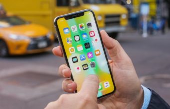Apple po Samsungu požaduje levnější OLED displeje