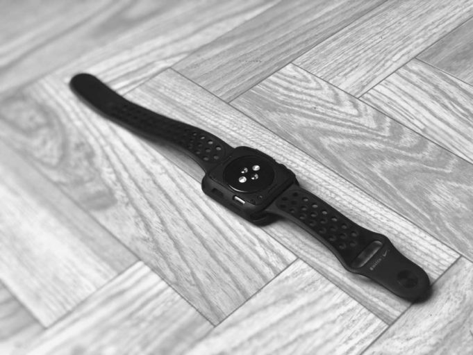 Objednali jsme ochranný kryt pro Apple Watch