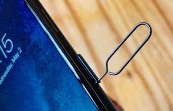 Návod – Jak vyndat SIM kartu z iPhone
