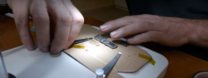 Video – Nadšenec vytvořil USB flash disk z nefunkčního iPhonu