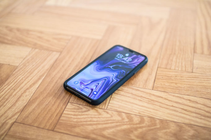 Vyzkoušeli jsme tvrzené sklo na iPhone X