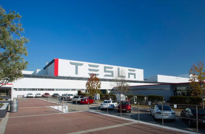 TeslaNovinky.cz – Tesla dělá v Šanghaji továrnu na 500.000 vozů ročně