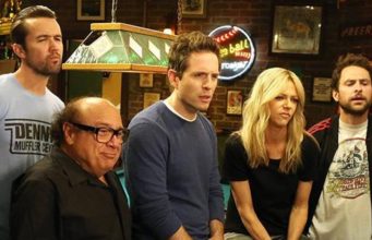 Apple podepsal smlouvu na novou show, kterou vytvořili Rob McElhenney a Charlie Day
