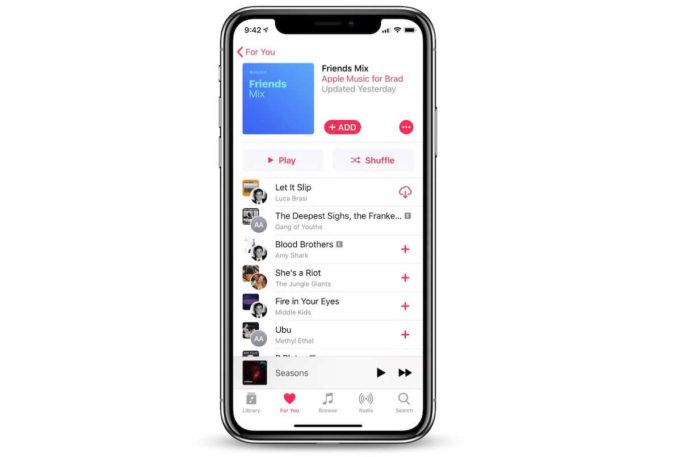 Apple Music zobrazuje písně přátel jako má Spotify