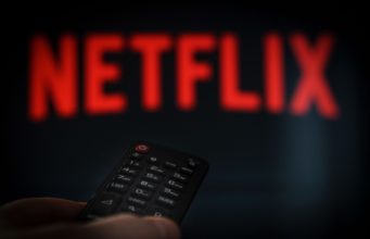 Netflix testuje funkci obraz v obraze s uživateli macOS