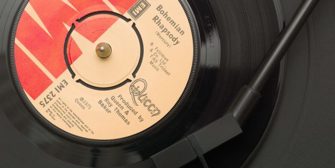 Bohemian Rhapsody se stala nejstreamovanější skladbou 20. století na Apple Music