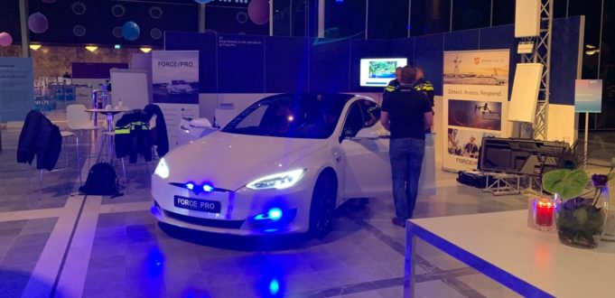TeslaNovinky.cz – Model S je nově záludné policejní vozidlo