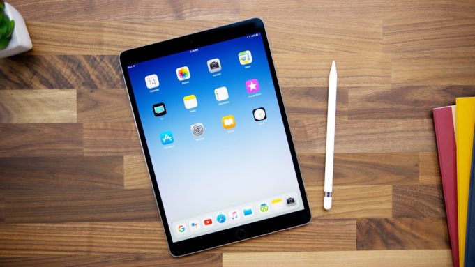 Apple pravděpodobně plánuje vydat zcela nový 10,5-palcový iPad