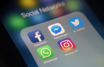 Facebook bude žádat o oprávnění k použitím osobních dat pro spojení Instagramu a WhatsApp