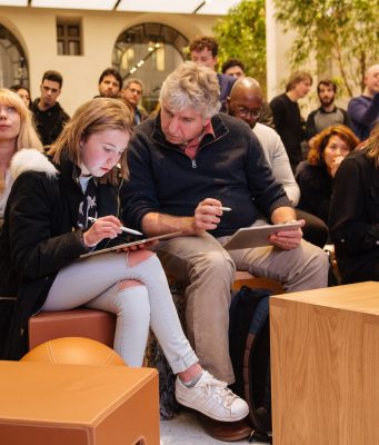 Zasedání „Today at Apple“ se vracejí do některých Apple Store v pevninské Číně
