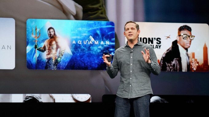 Jakou roli v Apple má Peter Stern, kterého jsme mohli vidět na Keynote?