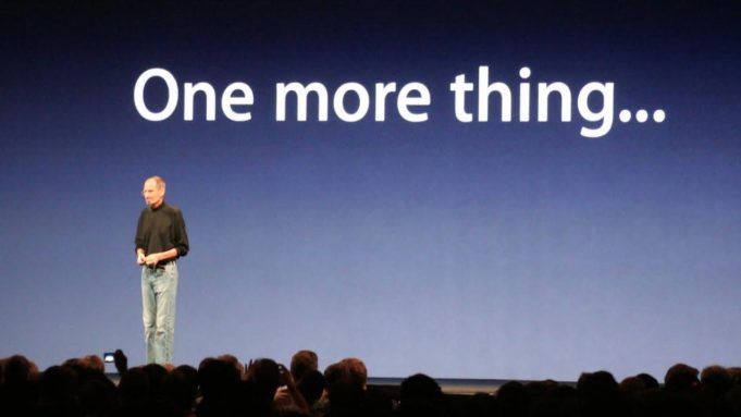 Apple prohrál soudní spor se společností Swatch, která může používat výraz „One more thing“
