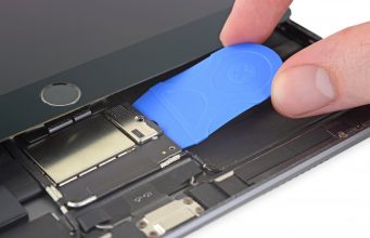 iFixit poskytl fotografie rozebraného iPadu Air