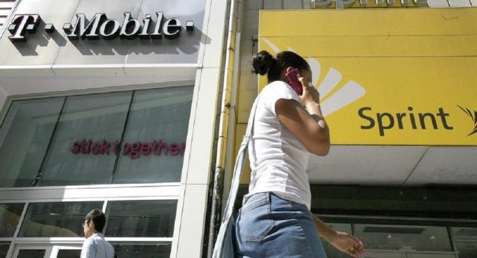 Sloučení společností T-Mobile a Sprint má prodlouženou lhůtu