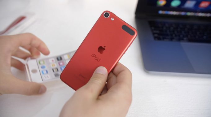 MacBook Air, MacBook Pro 2013 a 2014 a iPod touch (5. generace) je na seznamu zastaralých produktů