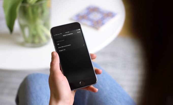 Návod – Jak zapnout titulky na iPhonu, iPadu, Macu a Apple TV