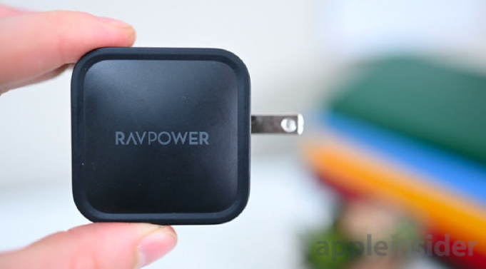 RAVPower GaN bezpečná nabíječka pro váš MacBook nebo iPad Pro